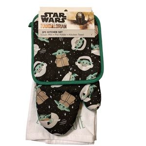 Star Wars The Mandalorian 3 pc. Kitchen set